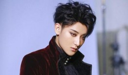 最新八卦爆料黄子韬,神秘女友身份引网友热议